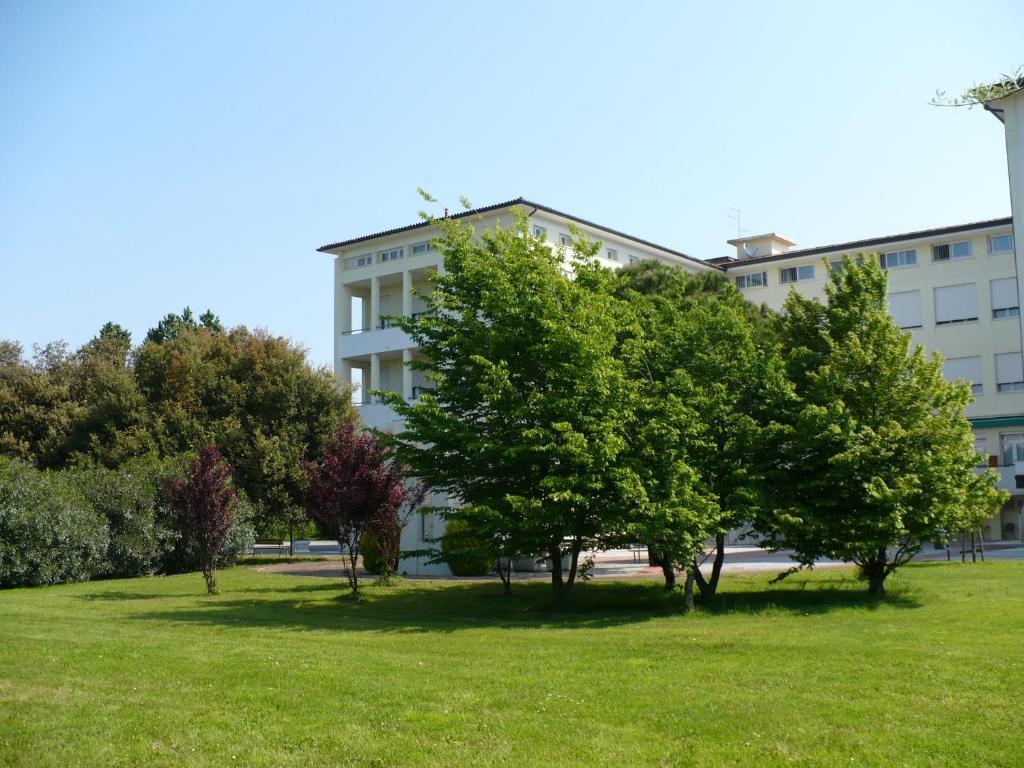 Casa Per Ferie Maria Assunta Hotell Lido di Jesolo Eksteriør bilde