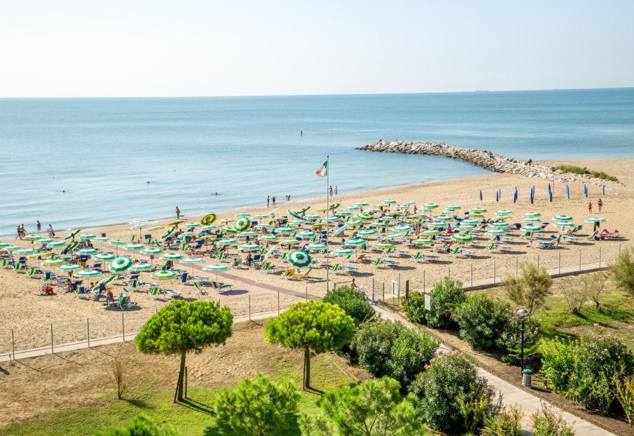 Casa Per Ferie Maria Assunta Hotell Lido di Jesolo Eksteriør bilde
